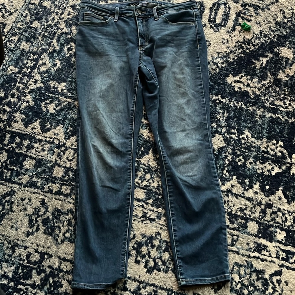 Universal Thread jeans